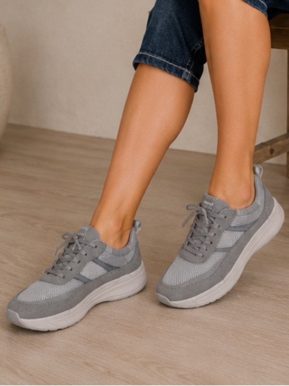 Sorel Ona Gray white Casual Sneakers Size 8.5 Lace up Tread walking running